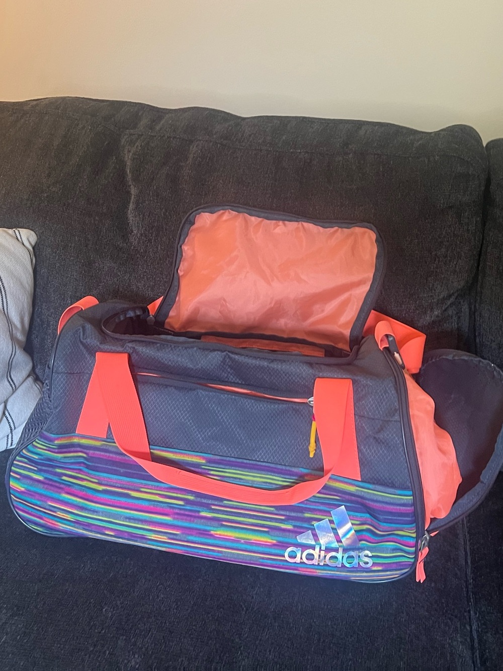 Adidas medium duffle bag with side shoe pouch